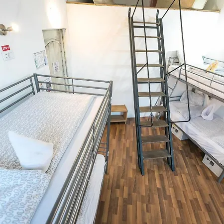 Hostel Carrousel Hostel Brasov *