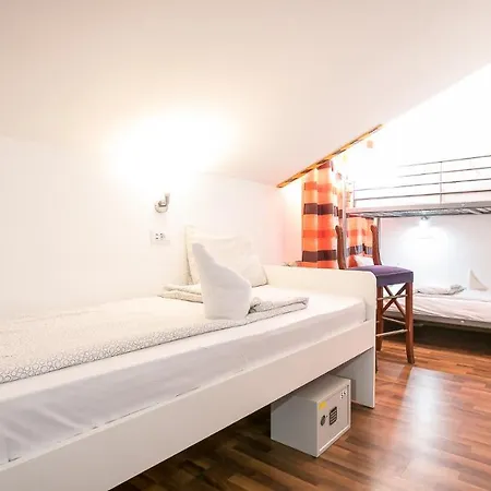 Carrousel Hostel Brasov Hostel