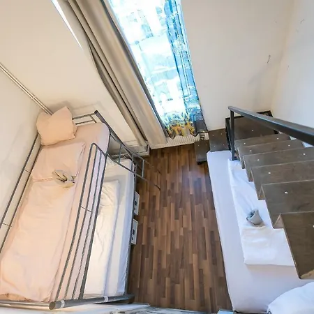 Carrousel Hostel Brasov *