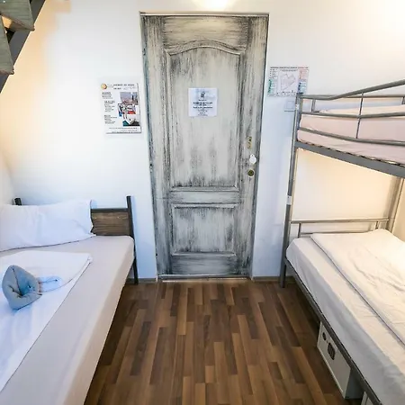 Carrousel Hostel Brasov Brassó