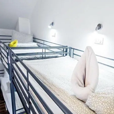 Carrousel Hostel Brasov *